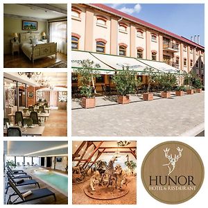 Hunor Hotel Es Etterem